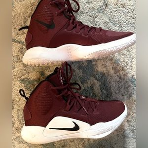 Nike Hyperdunk x Zoom - 7.5